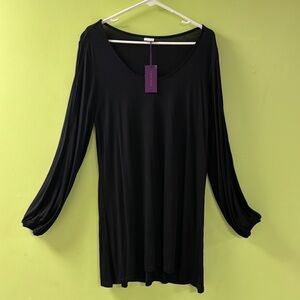 Black Relaxed Tunic with Long Sleeves